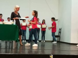 premiazione AMOPA - premiazione alunna